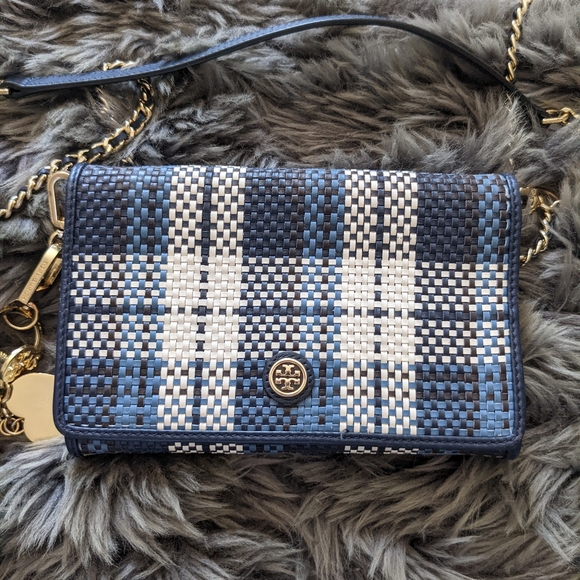 Tory Burch Wallet On Chain. - Picture 1 of 16
